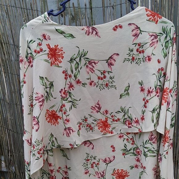 Ces Femme Blouse Cream Floral - No Size Tag - See Measurements - Picture 10 of 14